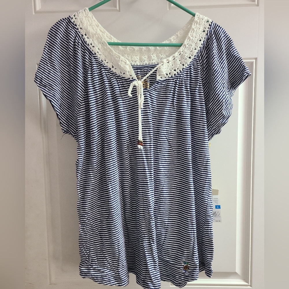 Stripped Navy and White shirt sleeve shirt us polo assoc X-Large